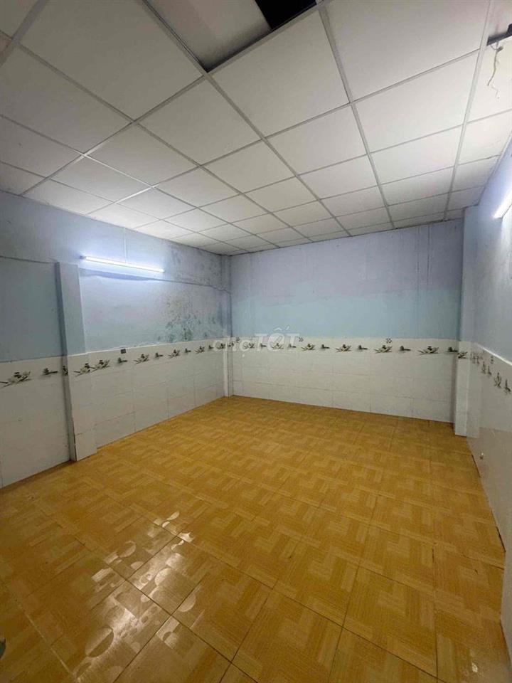 NHÀ CHO THUÊ  Hẻm 3gác đường gò dầu DT 4m x 21m 1pn lớn nhà sạch sẻ đẹ