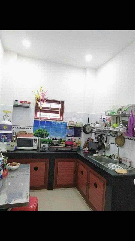 NHÀ CHO THUÊ  Hẻm 3 gác đường Tân Hương  DT 4,3m x 13m đúc 1lầu 2pn 2w