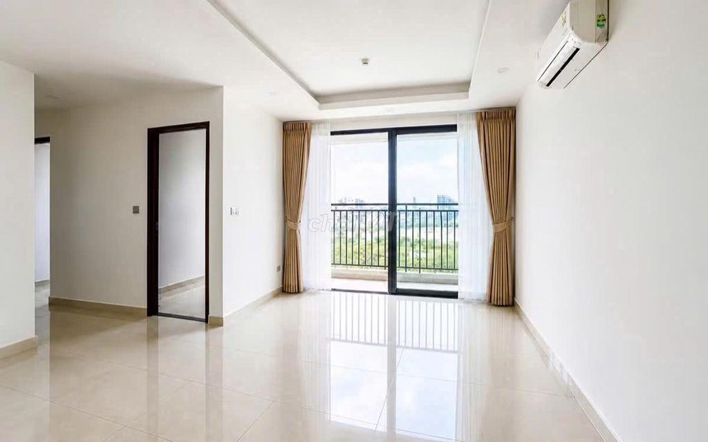 2PN Q7 BOULEVARD CHO THUÊ GIÁ HẠT DẺ , SẴN BẾP, MÁY LẠNH, RÈM , Ở LIỀN