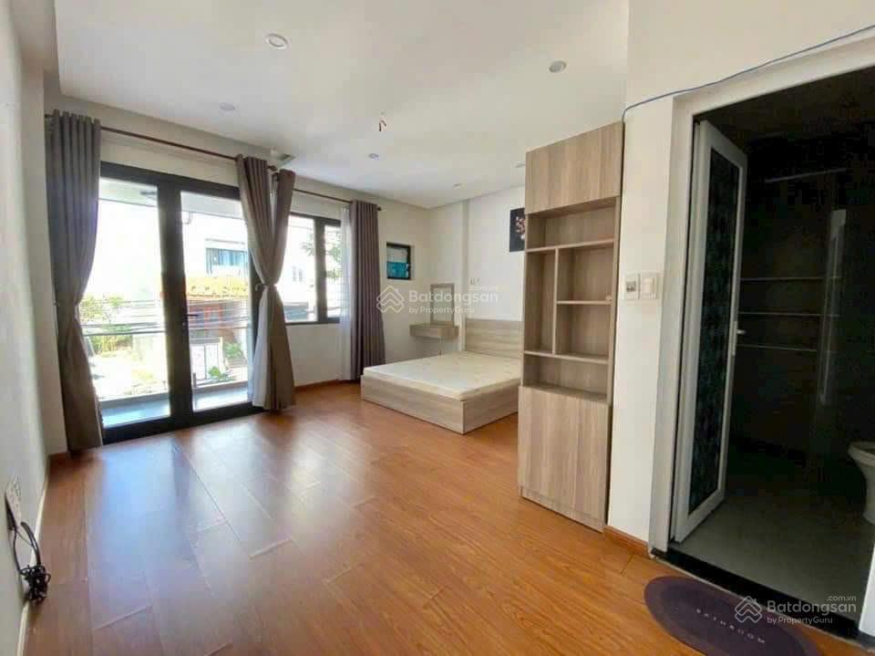 Nhà đẹp 3 tầng hoàng kế viêm cần bán, phố tây sầm uất