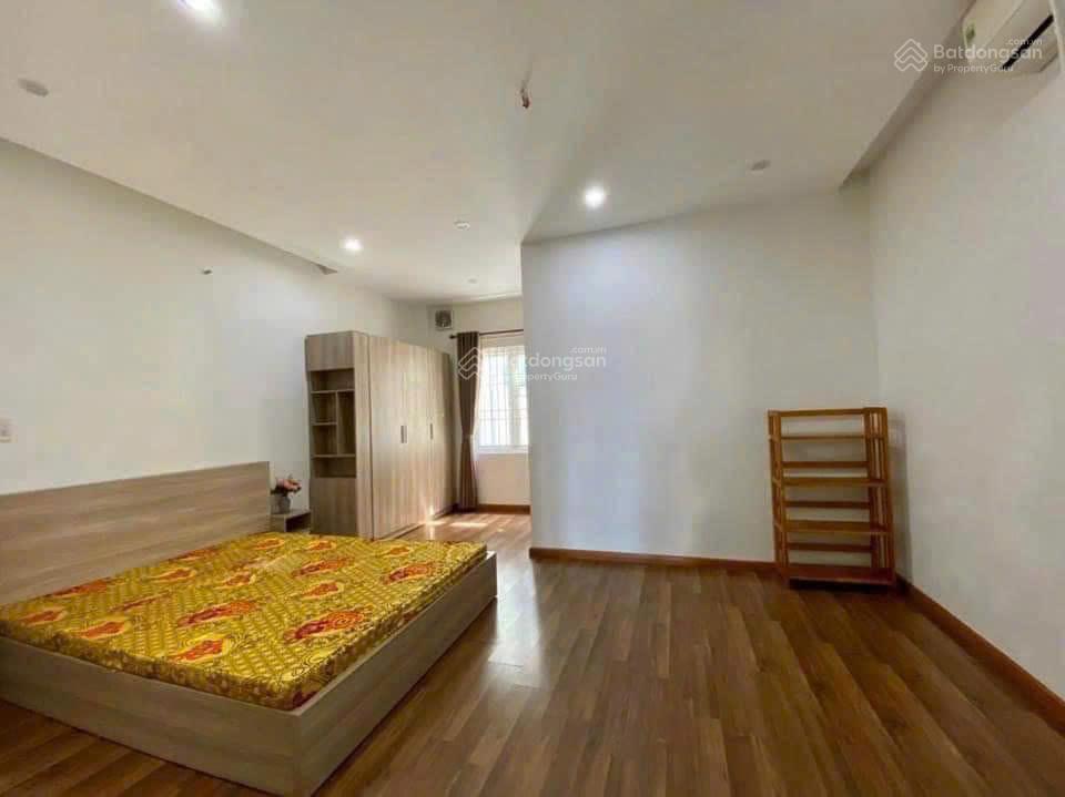 Nhà đẹp 3 tầng hoàng kế viêm cần bán, phố tây sầm uất