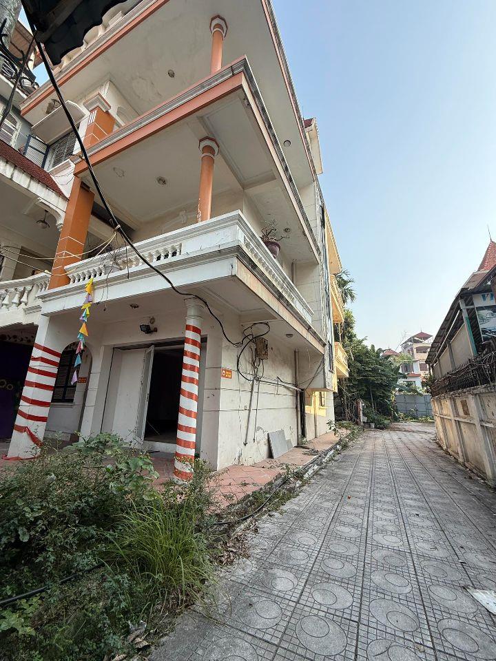 Bán Nhà Mặt Phố Âu Cơ Tây Hồ 1042m2-5T Full Thổ Cư 312 Tỷ Có Thương Lượng. 