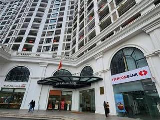 Bán Căn Hộ 2 Ngủ Tòa Royal City 72A Nguyễn Trãi 121m2 Hướng Đông Nam VIEW Bể Bơi 18 Tỷ. 