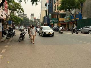 Bán Nhà Mặt Phố Giang Văn Minh Ba Đình 47m2-5T LÔ GÓC 5m Vỉa Hè 37 Tỷ Giang Văn Minh. 