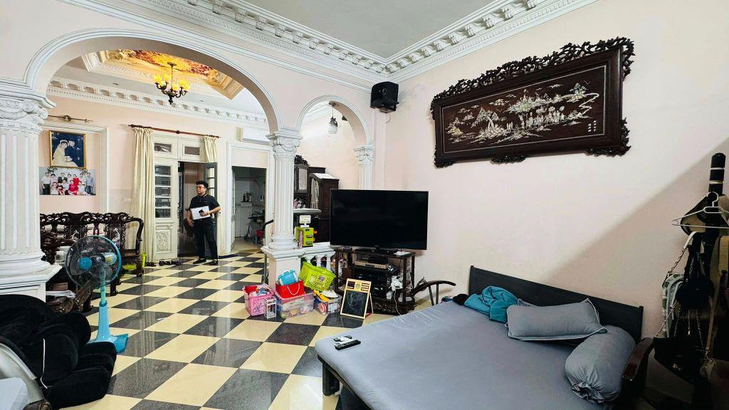 Bán Nhà Mặt Phố Hòe Nhai Ba Đình 182m2-4T Mt6,5m 2 thoáng 145 Tỷ Hoè Nhai. 