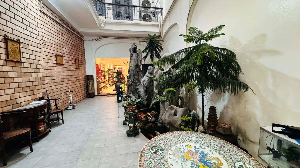 Bán Nhà Mặt Phố Hòe Nhai Ba Đình 182m2-4T Mt6,5m 2 thoáng 145 Tỷ Hoè Nhai. 