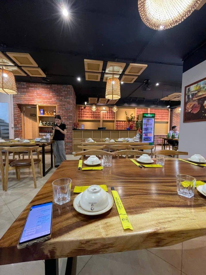 Bán nhà mặt phố Trần Kim Xuyến Cầu Giấy 155m2-5T MT8,8m 2 thoáng 117 Tỷ Trần Kim Xuyến. 