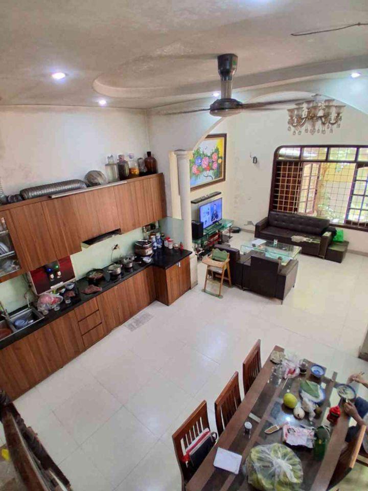 Bán Nhà Lạc Long Quân Cầu Giấy 72m2-5T MT8m 2 Thoáng 17 Tỷ Lạc Long Quân. 