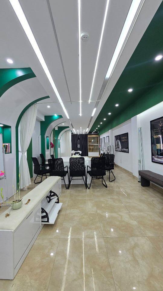 Bán nhà mặt phố Nguyễn Khang Cầu Giấy 90m2-8T Th/Máy VIEW Sông 51 Tỷ Nguyễn Khang. 