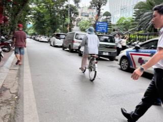 Bán Nhà Mặt Phố Phạm Hồng Thái 3 Đình 210m2-12T Lô Góc Săn Dòng Tiền 210 Tỷ Phạm Hồng Thái. 