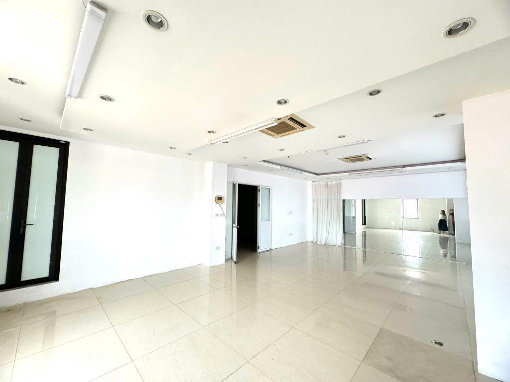 Bán nhà Mặt Phố An Trạch Đống Đa 125m2-9T MT10m Lô Góc Ko Quy Hoạch 78 Tỷ An Trạch. 