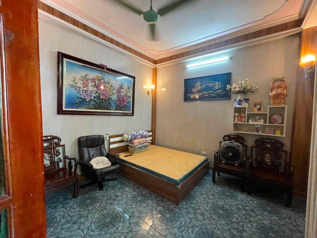 Bán nhà mặt phố Lê Thanh Nghị 31m2-5T MT6m Lô Góc Ko Quy Hoạch 18 Tỷ Lê Thanh Nghị. 