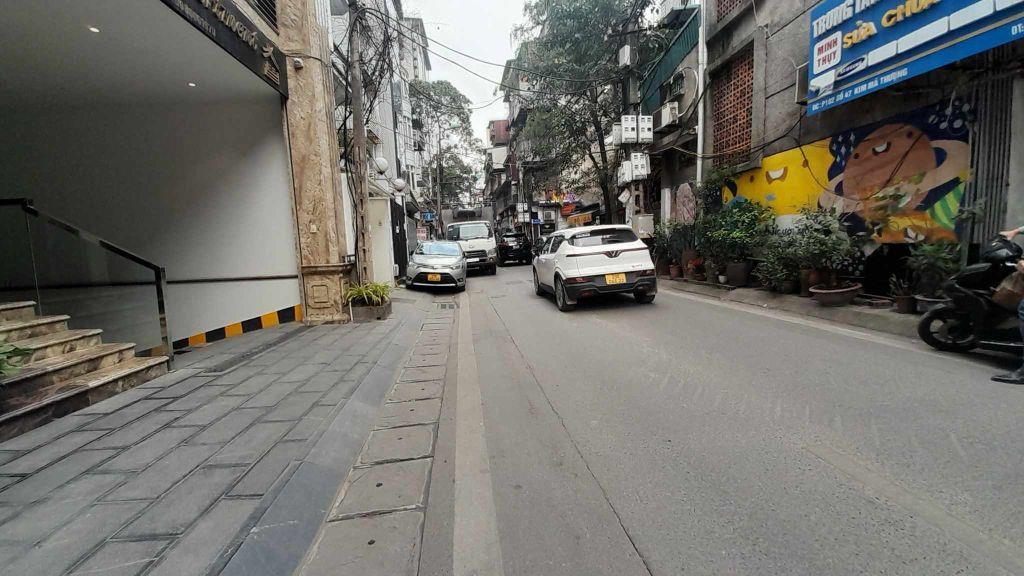 Giảm 7 Tỷ Bán Gấp nhà mặt phố 81m2-7T 3 Thoáng Ko có Quy Hoạch 38 Tỷ Kim Mã Thượng. 