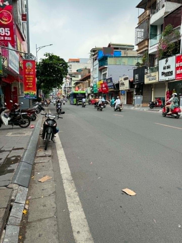 Bán nhà Mặt phố Bạch Mai Hai Bà Trưng 110m2-3T Ko Quy Hoạch 1 Sổ 1 Chủ 49 Tỷ Bạch Mai. 