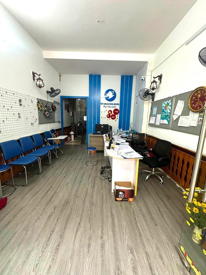 Bán nhà P/Lô 2 Ô Tô Tránh Đỗ Quang Cầu Giấy 50m2-5T 2MT 2 Thoáng 25,5 Tỷ Đỗ Quang. 