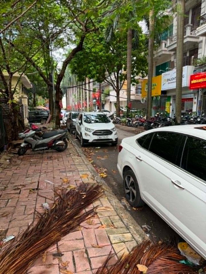 Bán nhà P/Lô 2 Ô Tô Tránh Đỗ Quang Cầu Giấy 50m2-5T 2MT 2 Thoáng 25,5 Tỷ Đỗ Quang. 