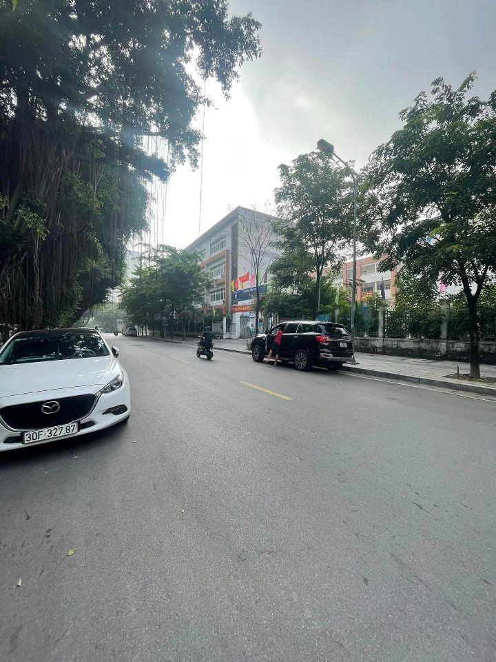 Bán nhà Mặt Phố Hòa Mã Hai Bà Trưng 190m2-9T MT7m Săn Dòng Tiền 168 Tỷ Hoà Mã. 