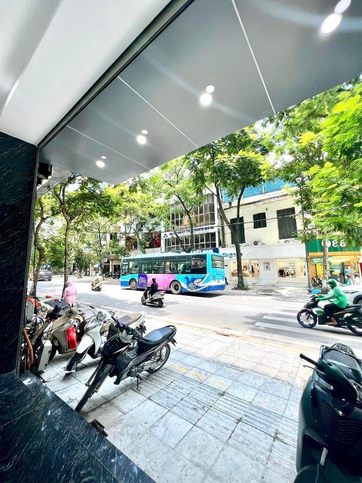 Bán Nhà Mặt Phố Bà Triệu Hai Bà Trưng 75m2-3T 1 Sổ 1 Chủ 49,5 Tỷ Bà Triệu. 