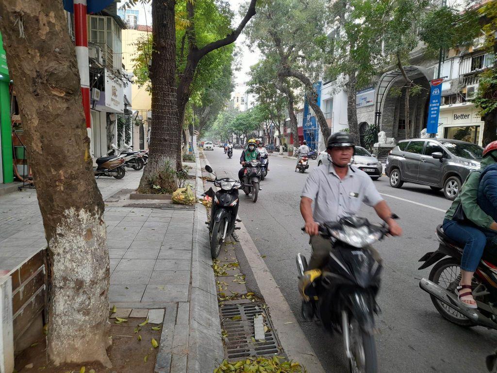 Bán Nhà Mặt Phố Bà Triệu Hai Bà Trưng 75m2-3T 1 Sổ 1 Chủ 49,5 Tỷ Bà Triệu. 