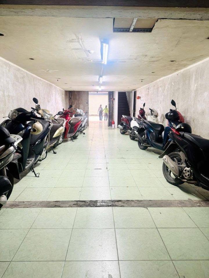 Bán Nhà Mặt Phố Hoàng Ngân Hàng F0 96m2-5T Không Quy Hoạch 28,5 Tỷ Hoàng Ngân. 