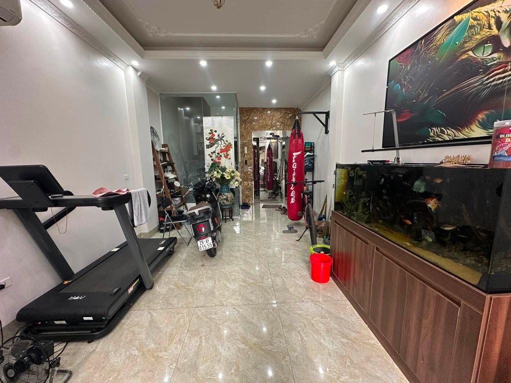 Bán Nhà P/Lô Ô Tô Tránh Lạc Long Quân Tây Hồ 40m2-7T Th/Máy 18 Tỷ Lạc Long Quân. 