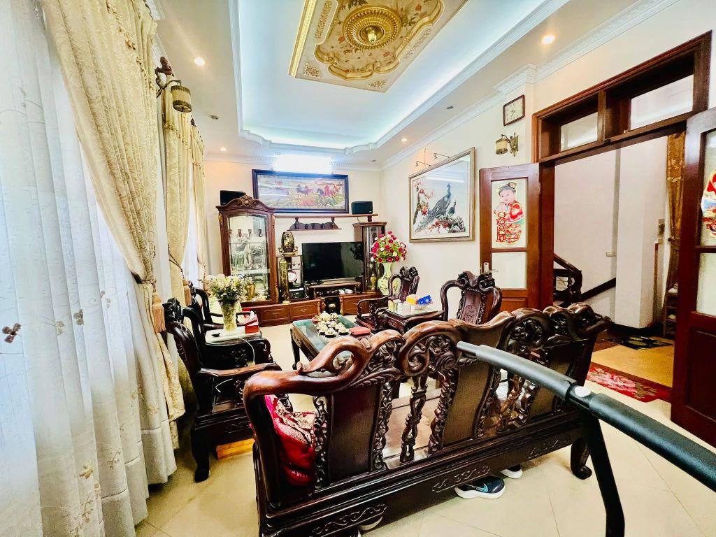 Bán Nhà Mặt Phố Xã Đàn Đống Đa 46m2-5T MT7m-2 Thoáng 45 Tỷ Xã Đàn. 