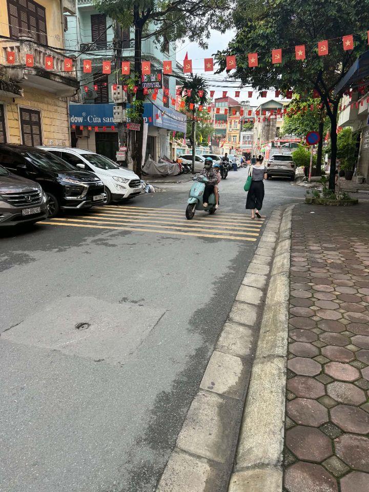 Bán Nhà P/Lô Ô Tô Tránh Phố Kim Đồng Hoàng Mai 60m2-4T-2 Thoáng 30 Tỷ Kim Đồng. 