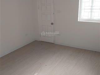Cho thuê nhà ngõ 2 vĩnh phúc ngọc hà hà nội