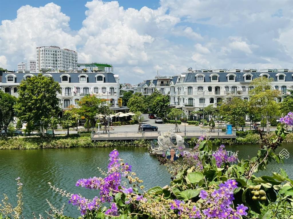 Siêu phẩm shophouse căn góc 2 mặt tiền lakeview city, dt sử dụng hơn 500m 5 lầu giá bán 37,5 tỷ