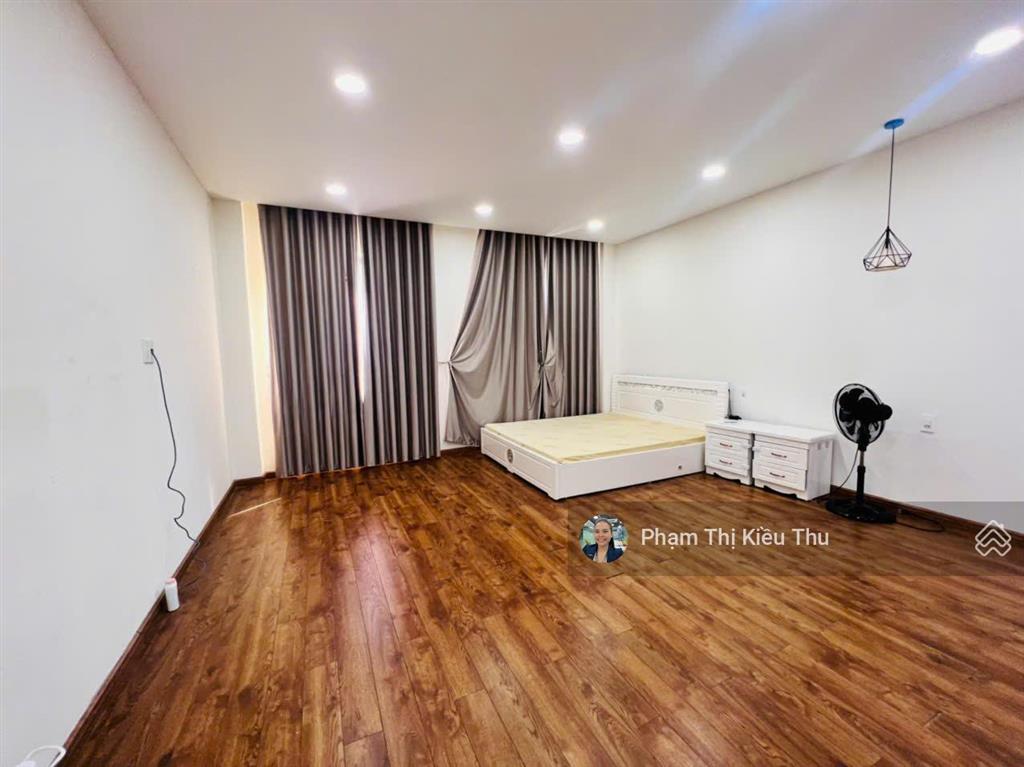 Chính chủ cho thuê nhà phố lakeview city nhà hoàn thiện nội thất, dt 5x20m 3 lầu, 5pn giá 29tr