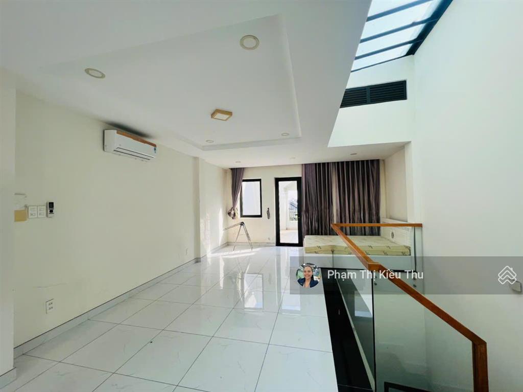 Chính chủ cho thuê nhà phố lakeview city nhà hoàn thiện nội thất, dt 5x20m 3 lầu, 5pn giá 29tr