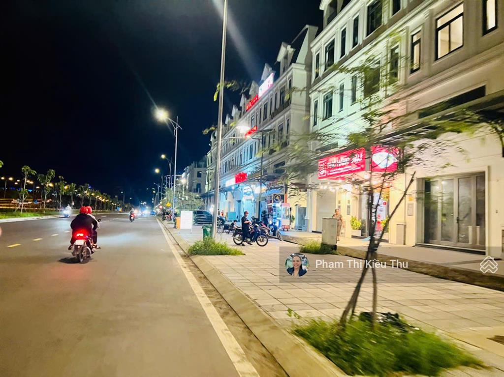 Hót lakeview city chính chủ kẹt tiền bán gấp căn shophouse mặt tiền đường lớn dt 5x20m 5 tầng lầu