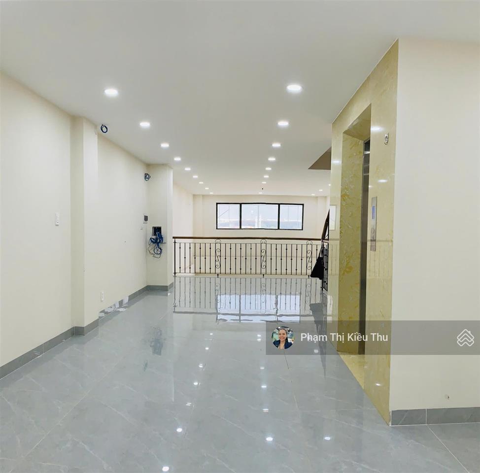 Shophouse mặt tiền đường song hành lakeview city dt 5x20m 5 tầng hoàn thiện mới 100% giá thuê 40tr