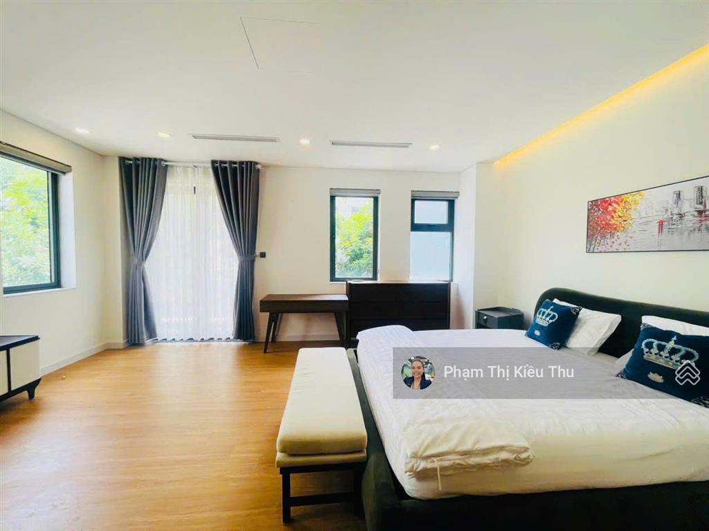 Biệt thự sân vườn view hồ lakeview city dt 176m cho thuê full nội thất đầy đủ bao phí quản lý,thuế