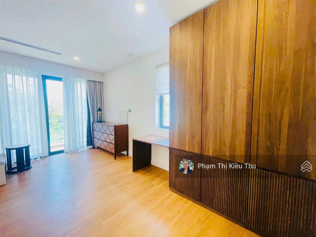 Biệt thự sân vườn view hồ lakeview city dt 176m cho thuê full nội thất đầy đủ bao phí quản lý,thuế