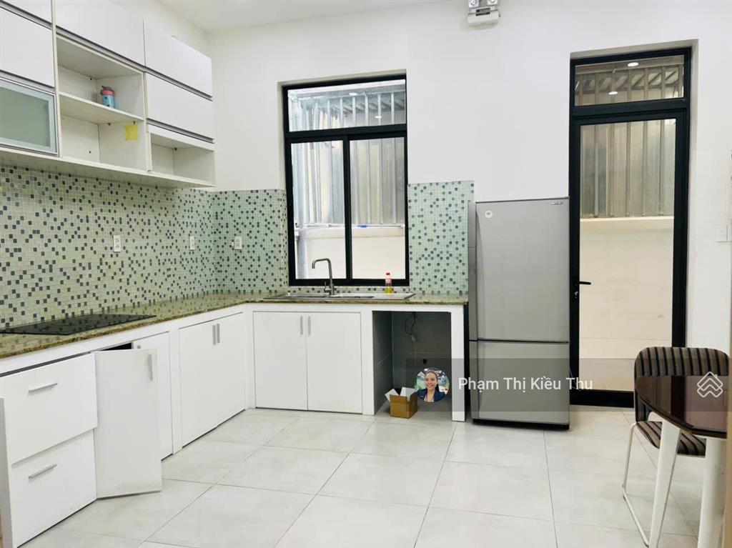 Cho thuê nhà phố lakeview city dt 5x20m 4 phòng ngủ nhà nội thất mới đẹp giá thuê chỉ 28 triệu