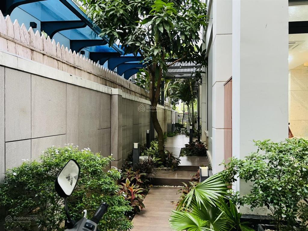 Biệt thự sân vườn lakeview city view hồ trực diện, nhà hoàn thiện full nội thất đầy đủ vô ở ngay