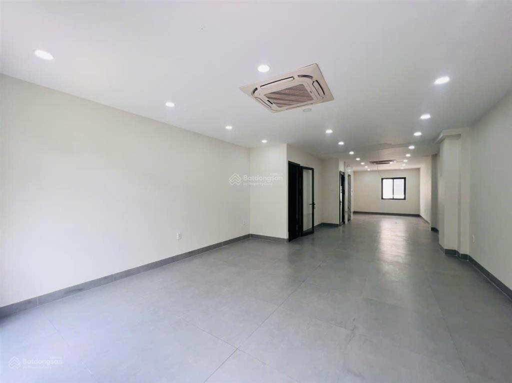 Cần cho thuê căn shophouse 5 tầng kđt lakeview city 5x20m nhà hoàn thiện cơ bản có thang máy