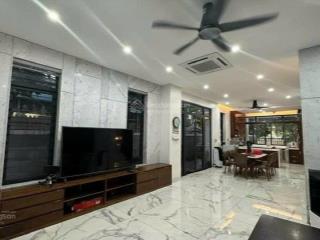 Biệt thự sân vườn lakeview city full nội thất, dt 8x22m 1 trệt 2 lầu, giá thuê 50tr  0902 872 ***