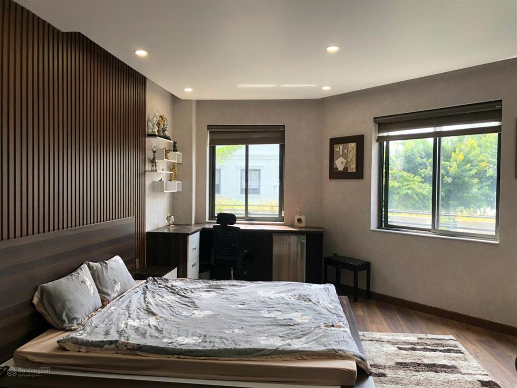 Lakeview city căn góc sân vườn full nội thất đầy đủ 5 phòng ngủ, giá thuê