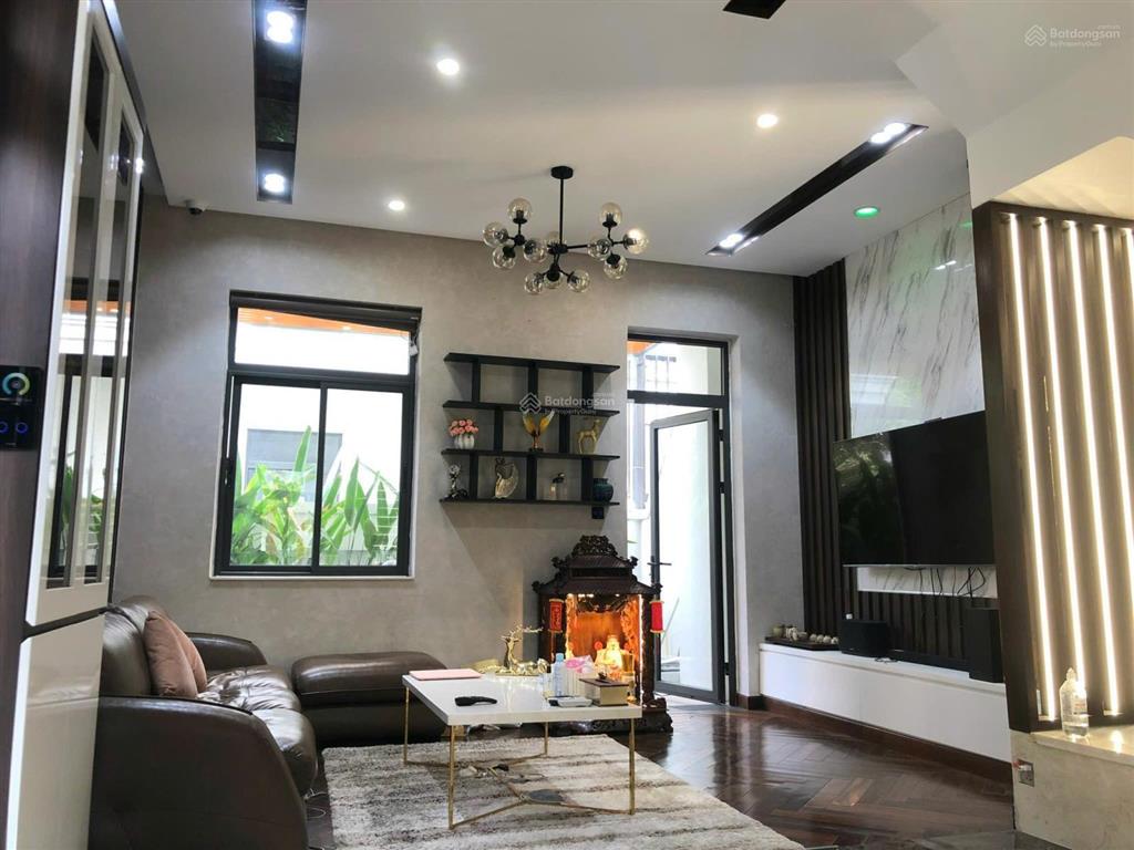 Lakeview city căn góc sân vườn full nội thất đầy đủ 5 phòng ngủ, giá thuê