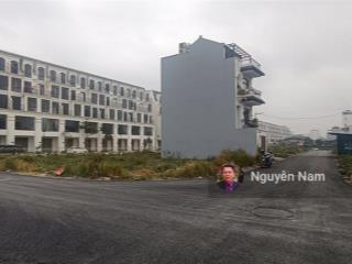 Bán gấp đất di trạch 134,8m2 lô góc, vỉa hè ô tô tránh kd, 20,9 tỷ