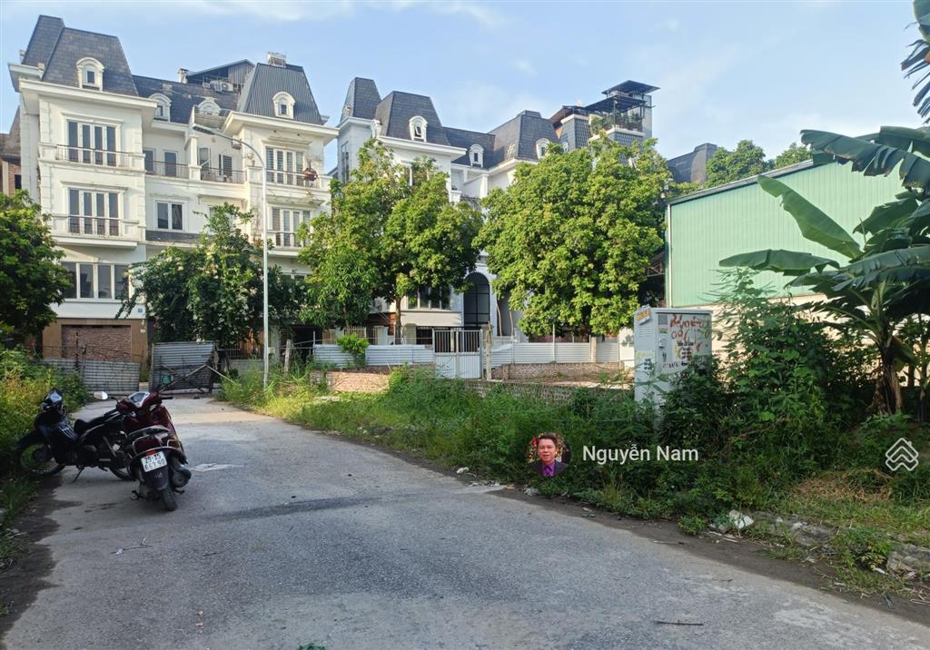 Bán gấp đất dv trạm trôi 93m2 mt5.2m chỉ 12tỷ  vỉa hè 2 ô tô tránh