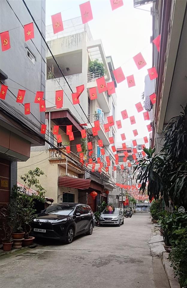 Phân lô quân đội lai xá 75m2 đường thông ô tô tránh, chỉ 10.68 tỷ