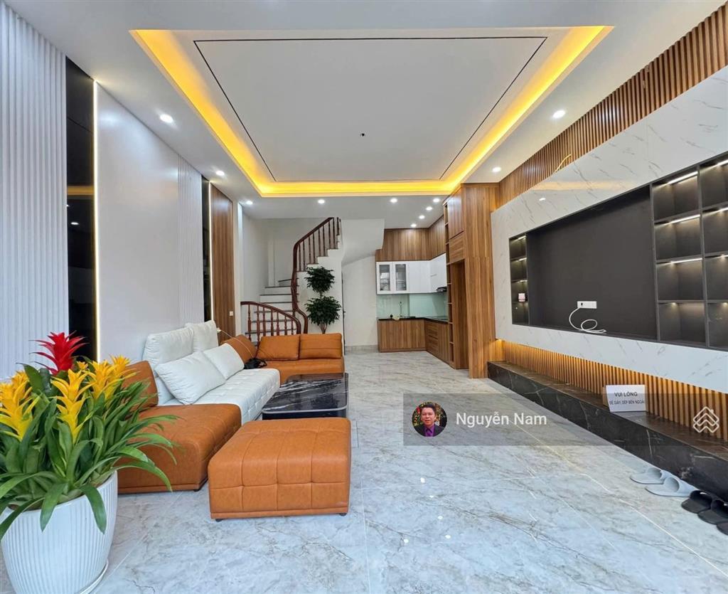 Chỉ 5,4 tỷ nhà đẹp trịnh văn bô 36,8m2  5t, ôtô gần, ngay fpt