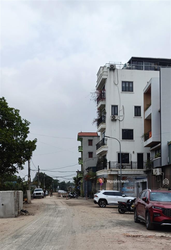 Chỉ 16.99 tỷ đất văn tiến dũng 109,6m2  mt 5.7m, vỉa hè, 3 ôtô tránh