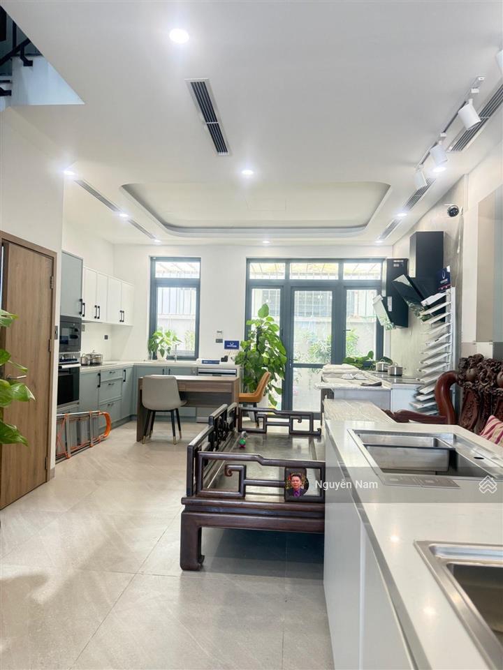 Chỉ 20.5 tỷ mp thịnh vượng hinode, kinh doanh, nội thất đẹp 100m2  4t
