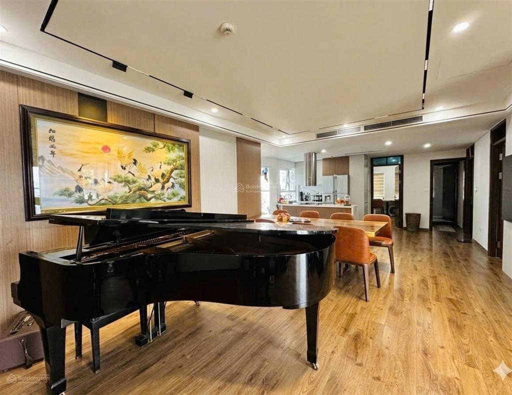 Chung cư golden palace mễ trì 141m2  3 ngủ tặng nt tiền tỷ, giá 12,86 tỷ