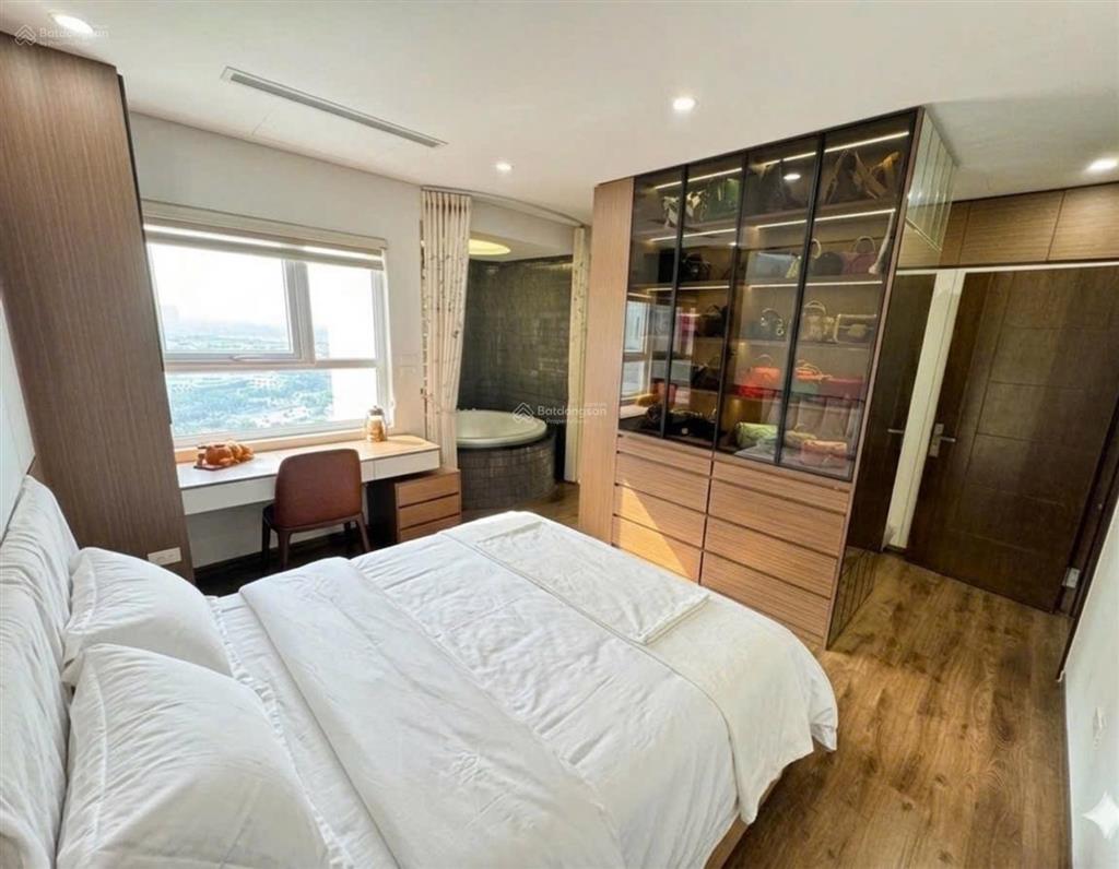 Chung cư golden palace mễ trì 141m2  3 ngủ tặng nt tiền tỷ, giá 12,86 tỷ
