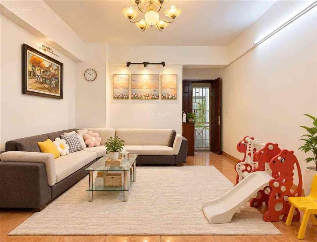 Chỉ 5,48 tỷ căn góc 92m2  3 ngủ, view pháo hoa mỹ đình, nội thất đẹp